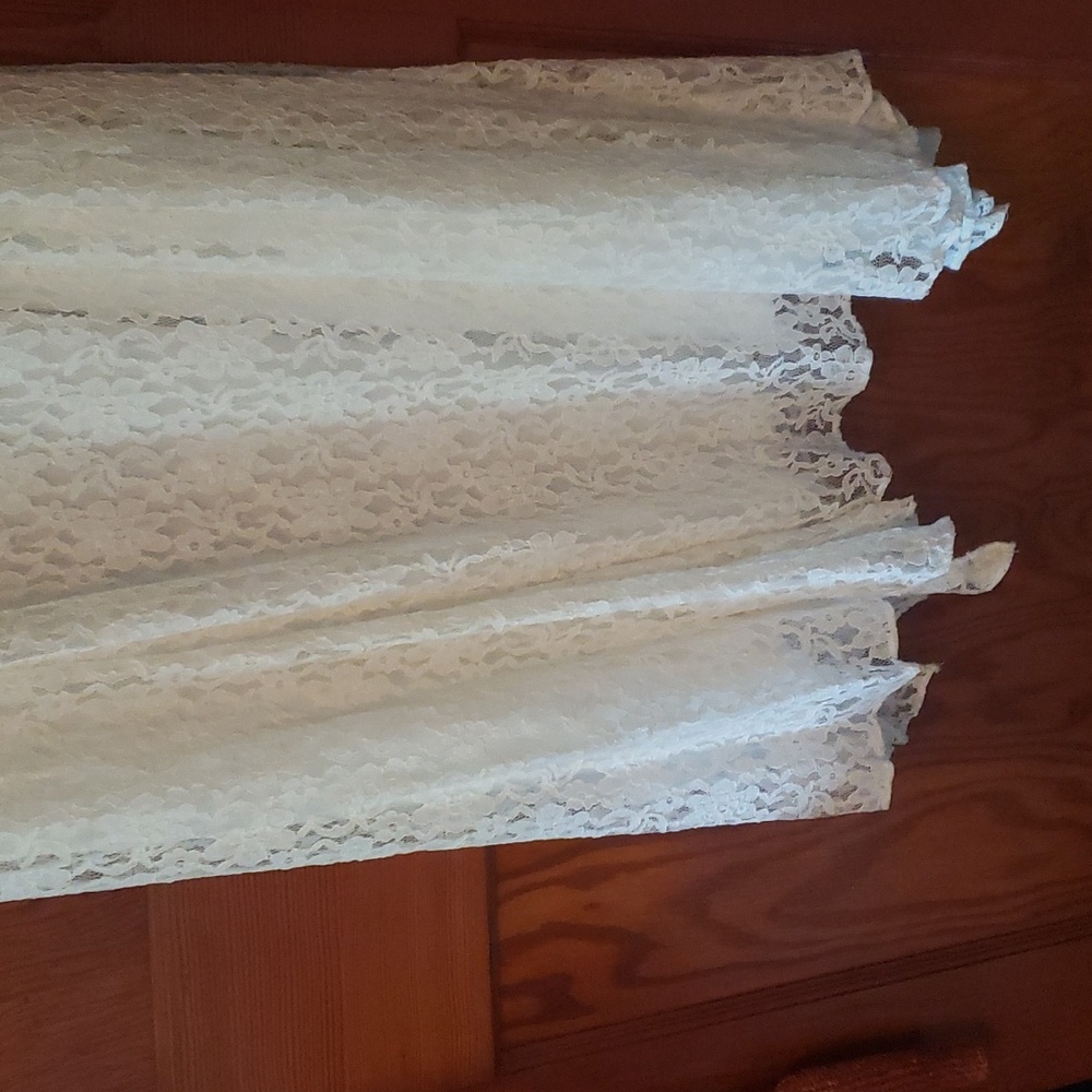 Wedding Dress - Picture 2 of 7